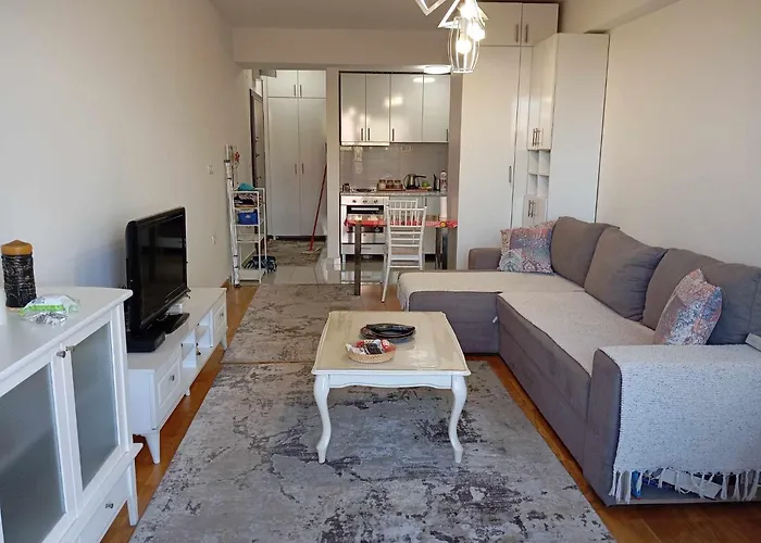 Maxima Apartment
